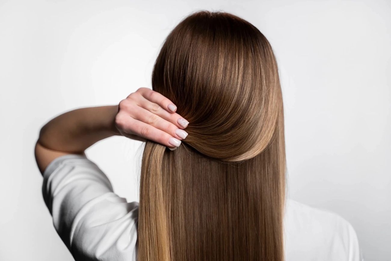 Cuidado del cabello en invierno: cómo evitar el frizz y la resequedad por el frío.