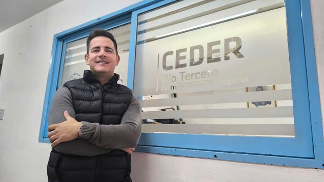 Santiago Zanotti, a cargo del Ceder en Río Tercero. La institución provincial dicta cursos gratuitos en variados oficios. 