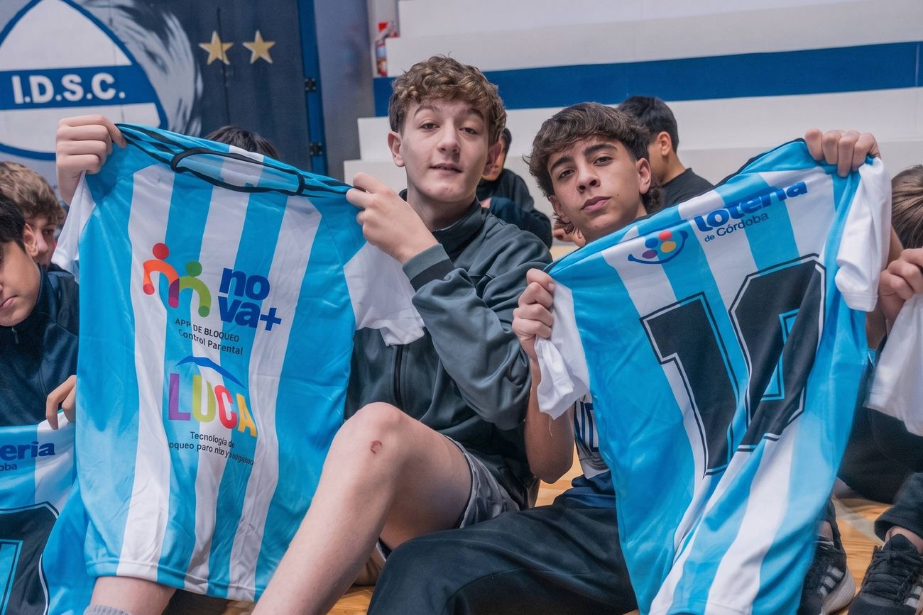 Independiente de Oliva y la Lotería de Córdoba.