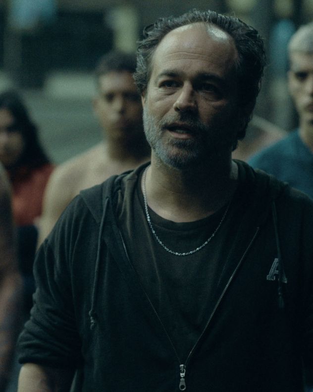 Gastón Pauls como César.