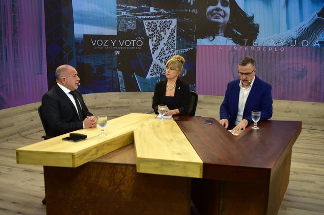 Luis Juez en el programa Voz y Voto.  (Nicolás Bravo / La Voz)