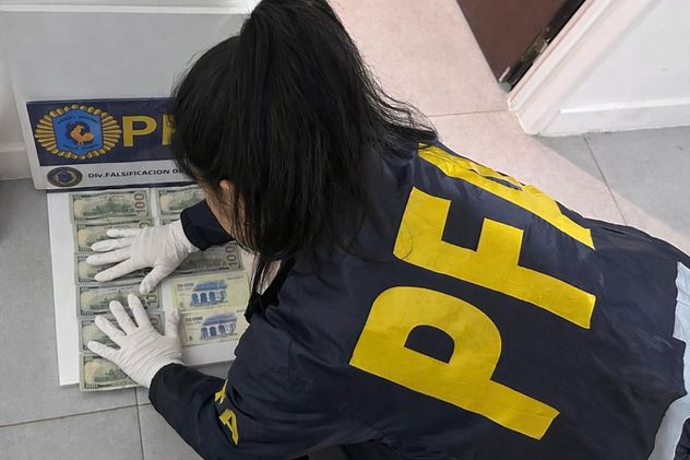 El secuestro del dinero falso.
