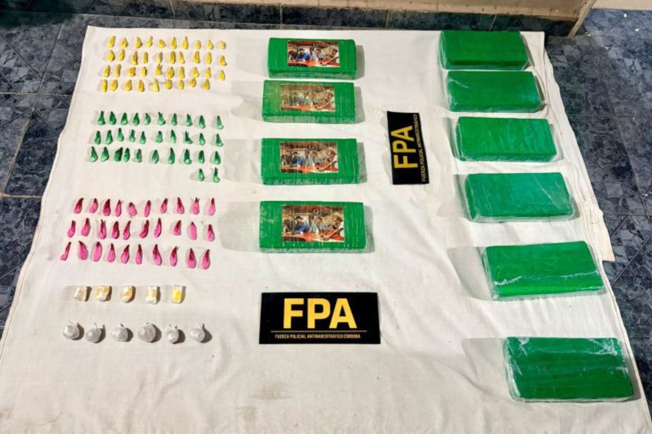 Narcotráfico: utilizaban una línea telefónica para pactar la venta de drogas.