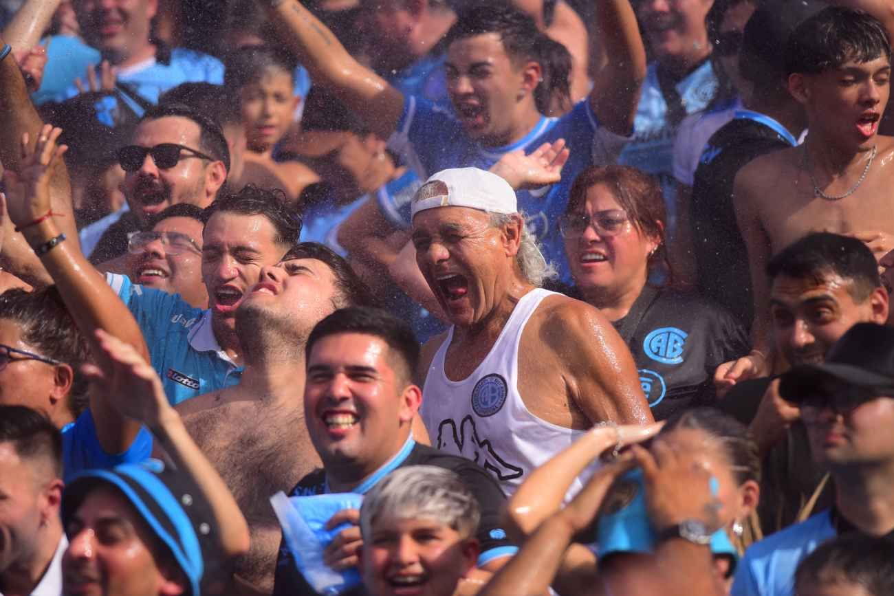 La emoción de una final como River-Belgrano puede disparar la adrenalina y el cortisol, acelerando el corazón y elevando la presión arterial.