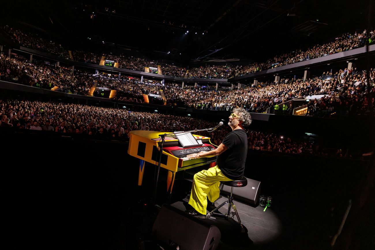 Fito Páez en el Movistar Arena, durante el show que desató una polémica jugosa. (Guido Adler)