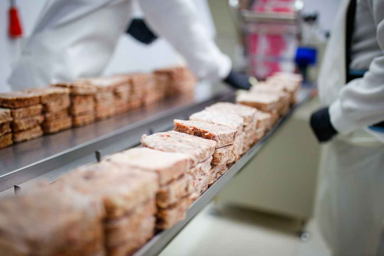 Crece en Argentina la venta de comida natural para mascotas y cambia el negocio del alimento balanceado