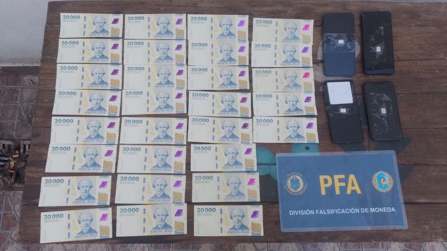 El secuestro del dinero falso.