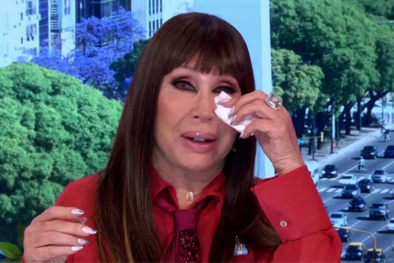 Moria Casán, emocionada en su programa. 