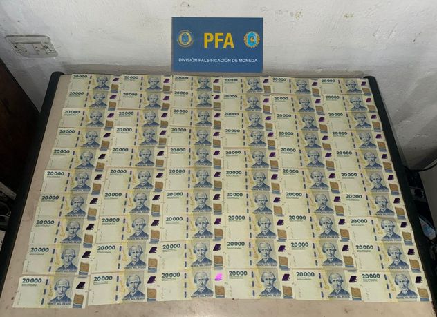 El secuestro del dinero falso.