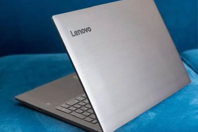 Imagen ilustrativa de la notebook robada.