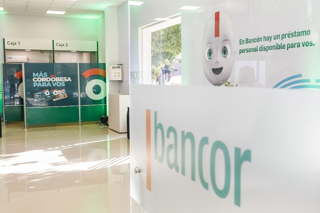 Luego del anuncio de un plan de "alivio financiero" para los estatales, el Banco de Córdoba hizo extensivo la misma refinanciación de deudas para el sector pasivo. En total, son unos 575.000 clientes del banco oficial que puede acogerse a este beneficio. (La Voz / Archivo) 