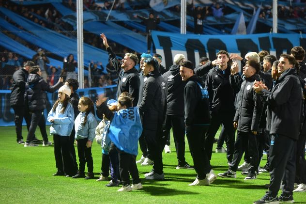 Banderazo Belgrano.