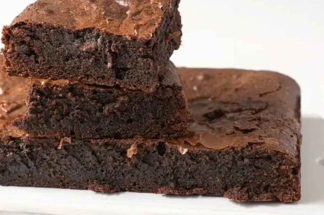 Llevó brownies con marihuana a la escuela y seis alumnos se descompusieron.