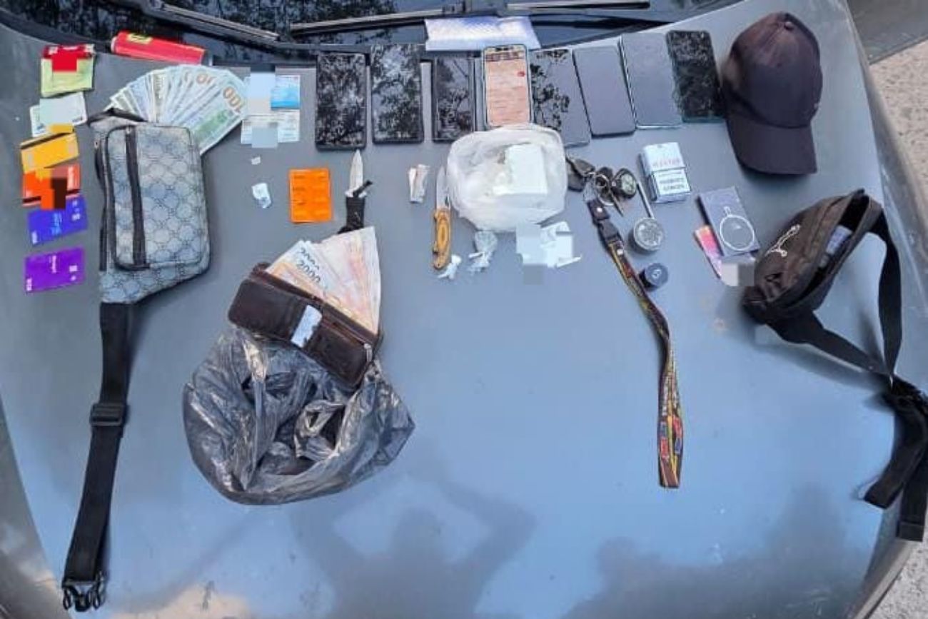Detuvieron a una pareja con drogas, celulares y dinero durante un operativo en Alta Córdoba