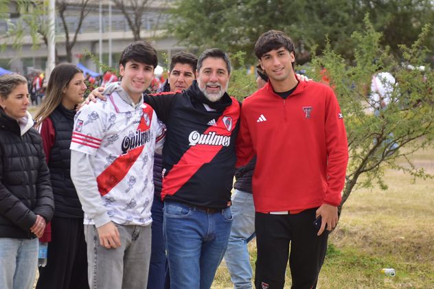 Hinchas de River en la final de la Liga Profesional de Fútbol.