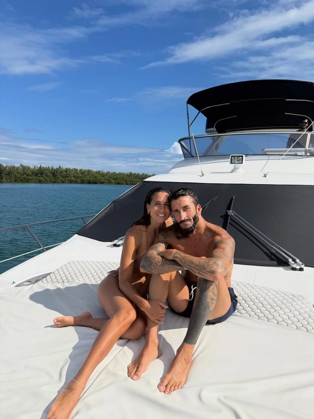 La romántica dedicatoria de Cinthia Fernández a Roberto Castillo