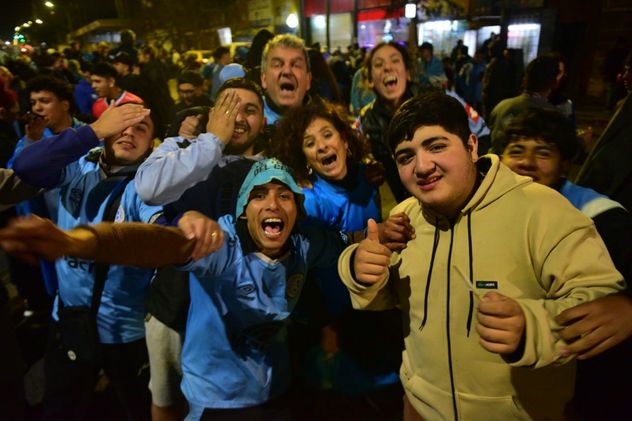 Festejos de Belgrano Campeón en Alberdi. 