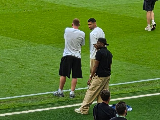 Cuti Romero presente en el partido de Tottenham.