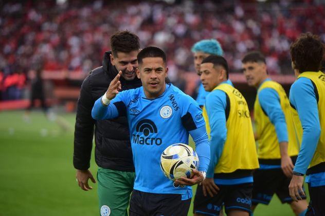 Uvita Fernández, goleador de Belgrano ante River.