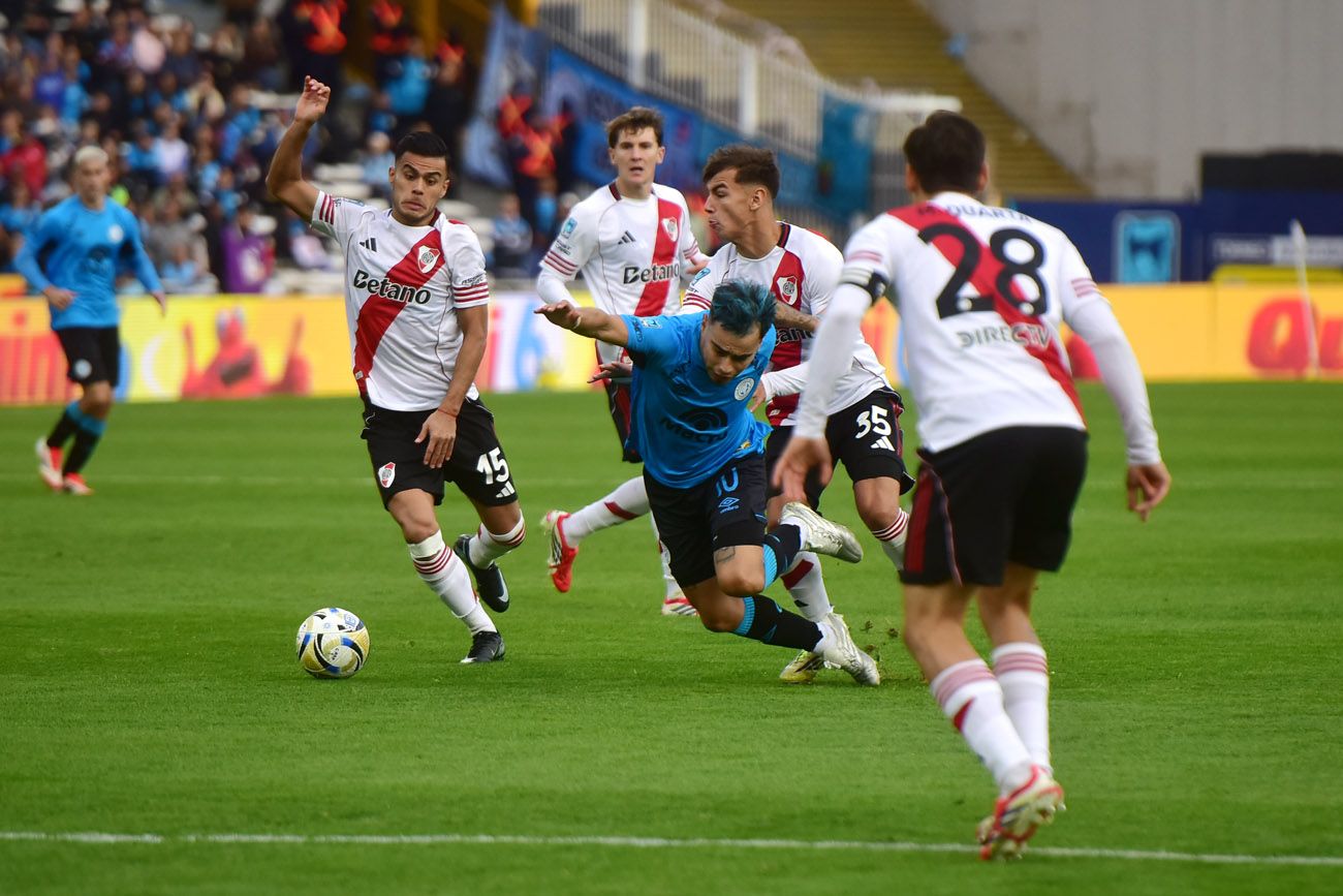 Cuánto le costó al Gobierno el partido de Los Pumas y la final de Belgrano - River