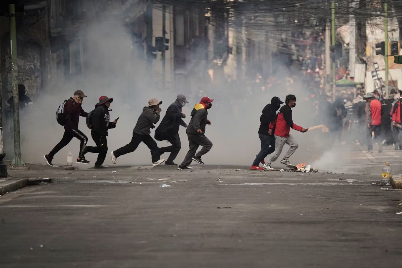 Bolivia: enfrentamientos en La Paz y medidas de austeridad ante la escalada de las protestas