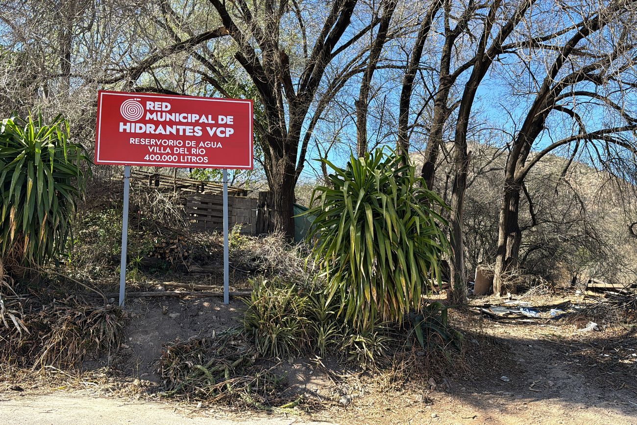 Nueva red de hidrantes contra incendios en Villa Carlos Paz. Barrio Villa del Río.