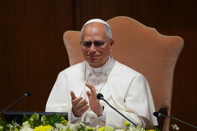 El Papa León XIV en el momento de presentar su encíclica "Magnifica Humanitas".