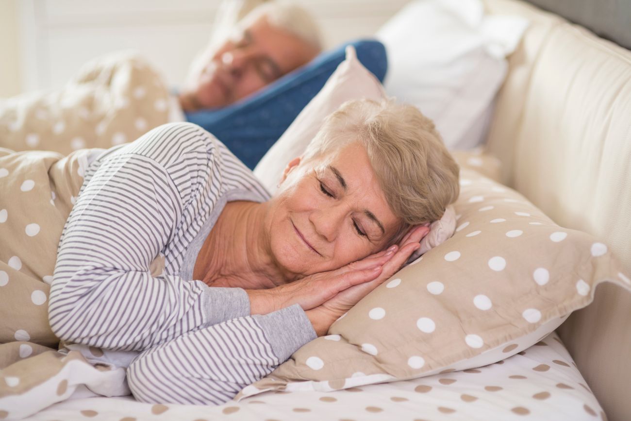 Harvard lo confirma: qué impacto tienen las siestas largas en los adultos mayores.