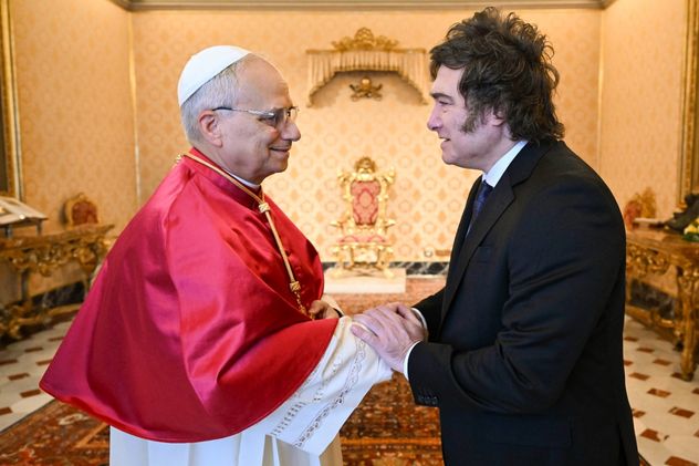 Javier Milei y el papa León XIV, en el encuentro que mantuvieron en el Vaticano.