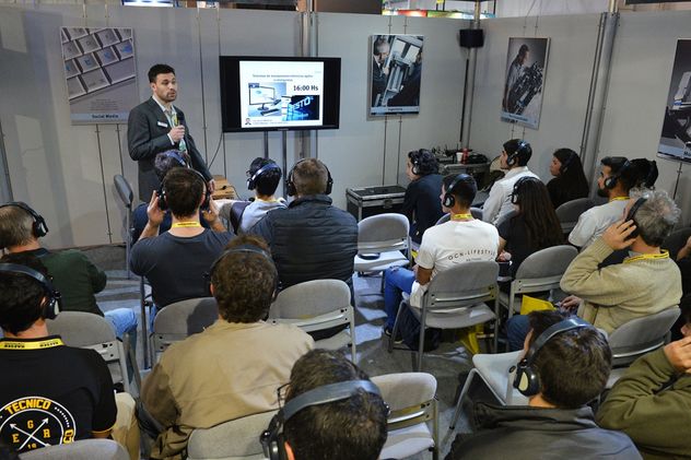 Los asistentes podrán participar de conferencias, paneles y talleres gratuitos del más alto nivel técnico y empresarial. 