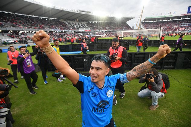 Belgrano Campeón de LPF 2026. Venció a River Plate 3 - 2 en el Estadio Kempes.
Foto: Pedro Castillo / La Voz