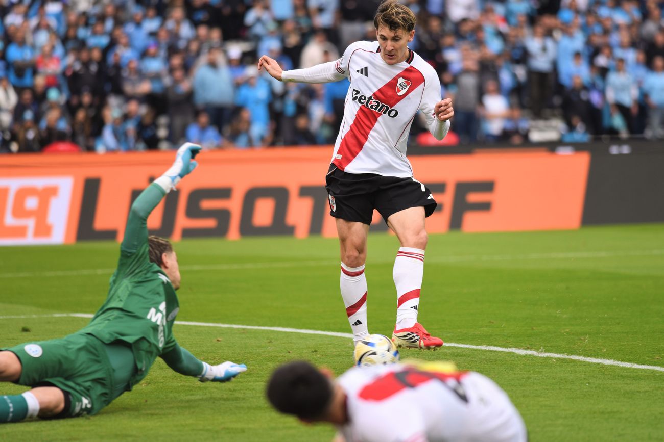 River en la final del Apertura 2026 ante Belgrano, en el Mario Alberto Kempes.