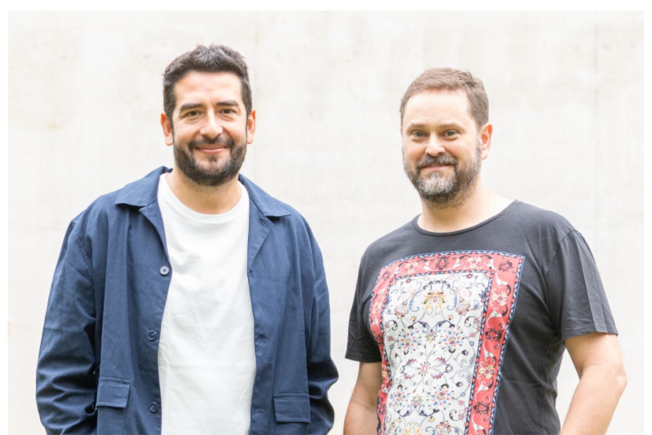 El escritor Pablo Carrizo y el ilustrador Sergio Cuenca.