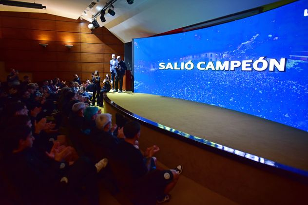 El plantel de Belgrano compartió un homenaje y un brindis en La Voz.