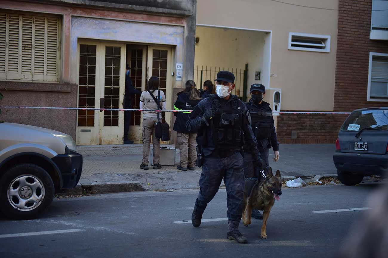 Allanamientos en barrio Cofico por la búsqueda de Agostina. 