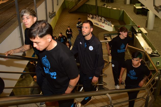 El plantel de Belgrano compartió un homenaje y un brindis en La Voz.