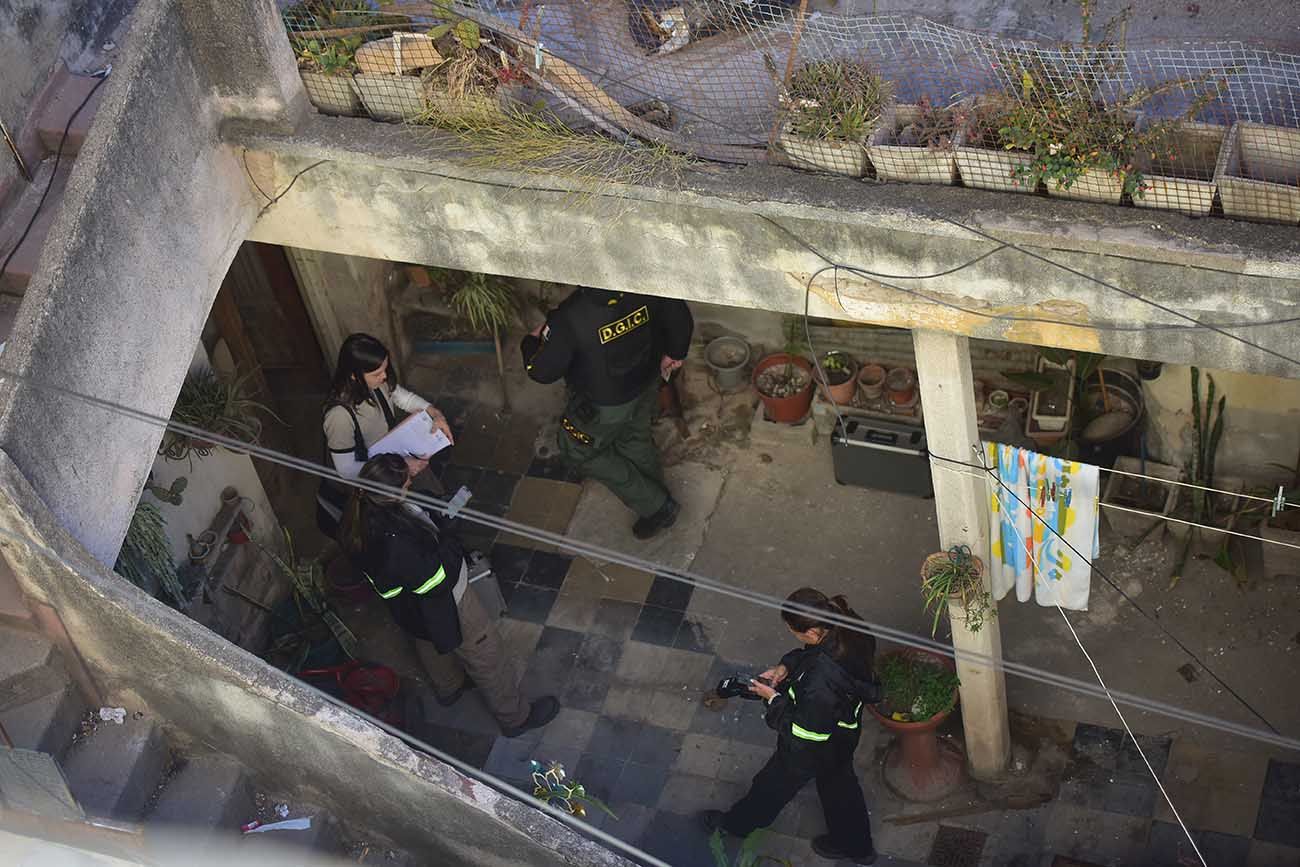 Uno de los procedimientos judiciales en casa de barrio Cofico.