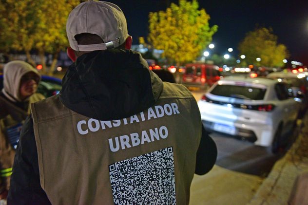 El vuevo esquema de estacionamiento medido se aplicó por primera vez en un evento masivo en el Quality Arena. (José Hernández)