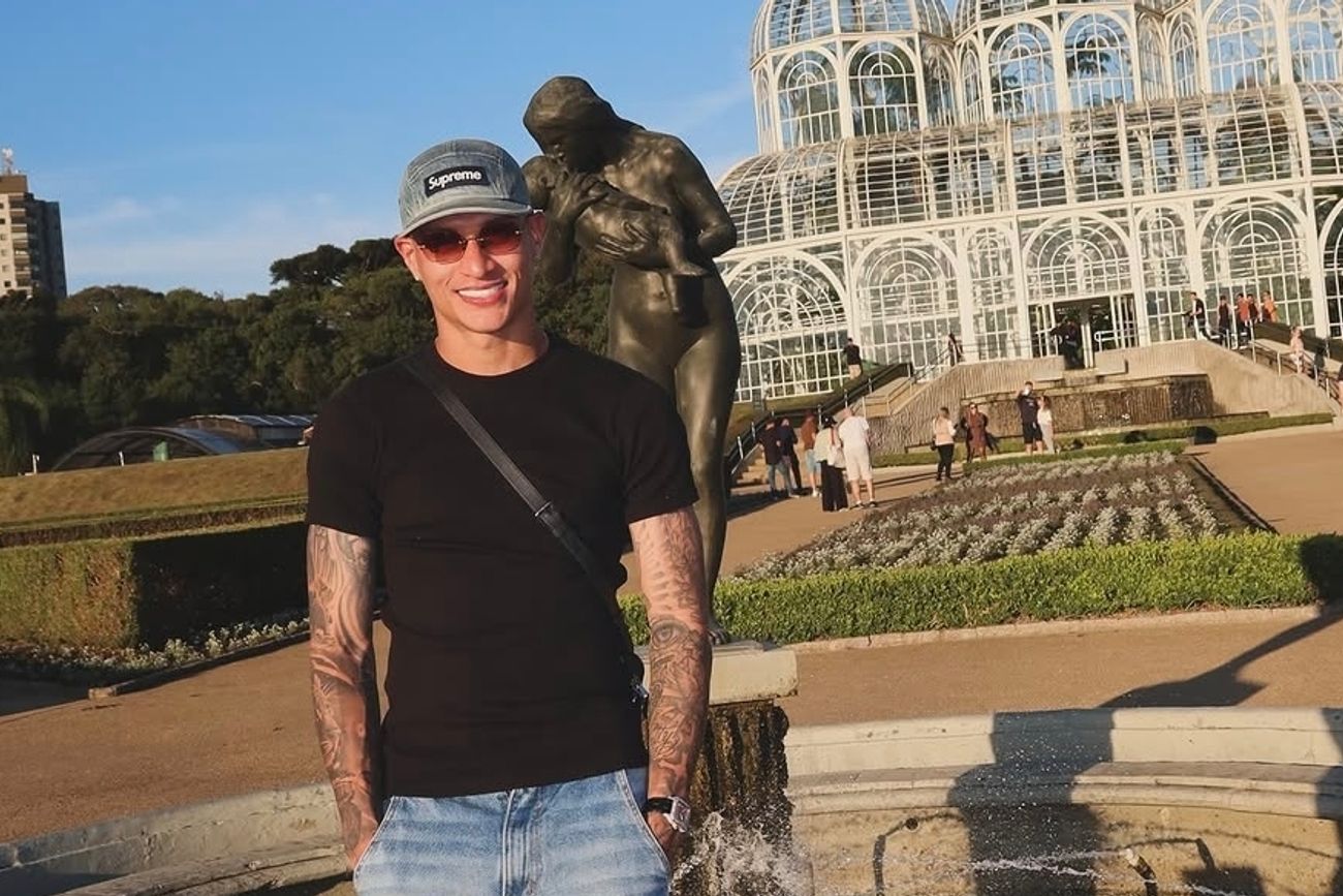 El volante fue confirmado por Néstor Lorenzo en la lista definitiva para la Copa del Mundo tras su gran presente en Brasil. Fue vendido por Talleres en el último mercado.
