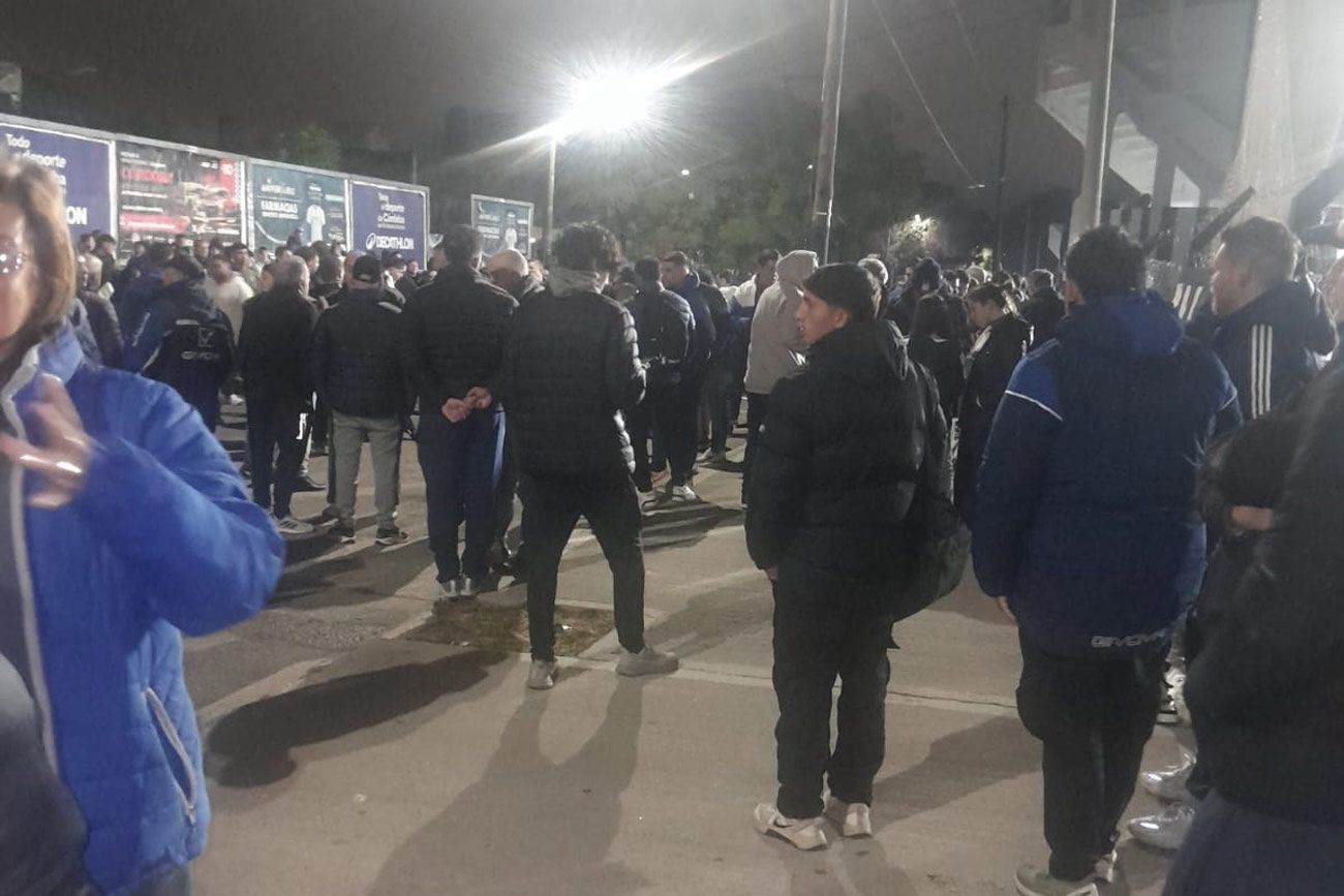 Socios de Talleres juntaron firmas para pedir una asamblea extraordinaria. 
