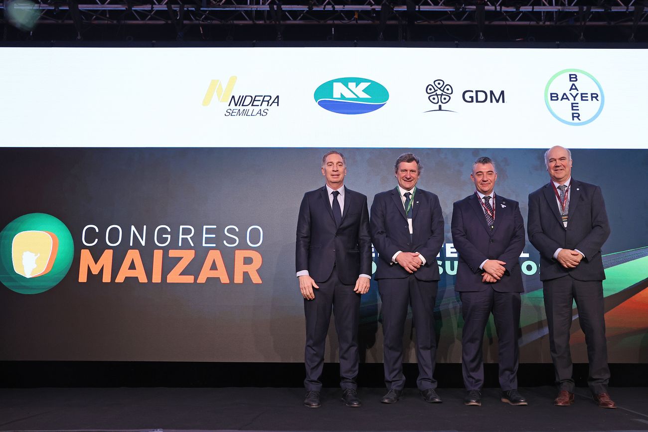 LOS REFERENTES ESTUVIERON DE ACUERDO. No hay que dejar pasar el momento productivo que vive el país, la estabilización macroeconómica empieza a abrir algo que durante años nos faltó: horizonte.