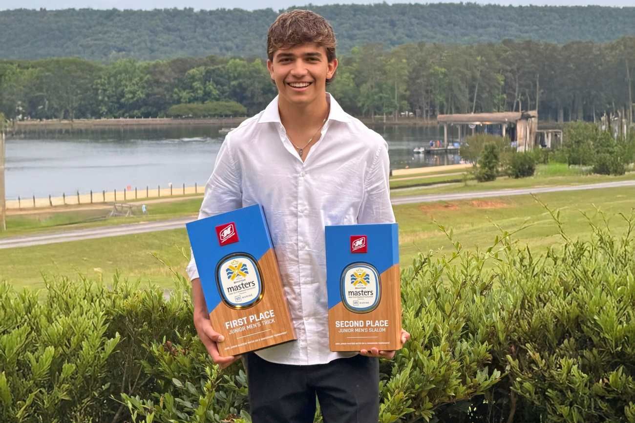 El cordobés Bautista Ahumada hizo dos podios internacionales y sigue creciendo en el esquí náutico mundial.