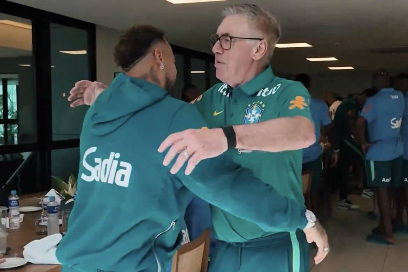 Nerymar junto a Ancelotti.