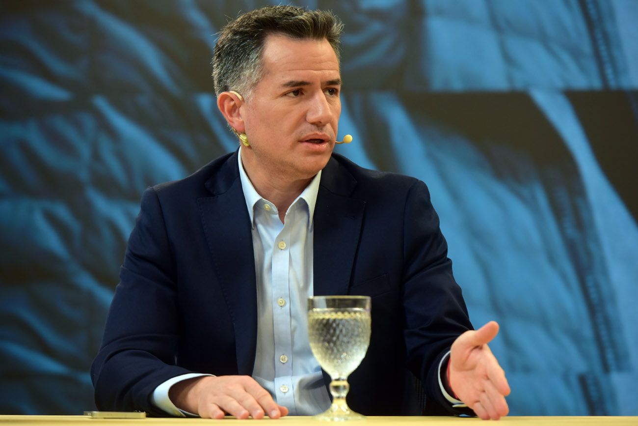 Gabriel Bornoroni, jefe del bloque de diputados de LLA, en el programa Voz y Voto.  (Nicolás Bravo / La Voz)