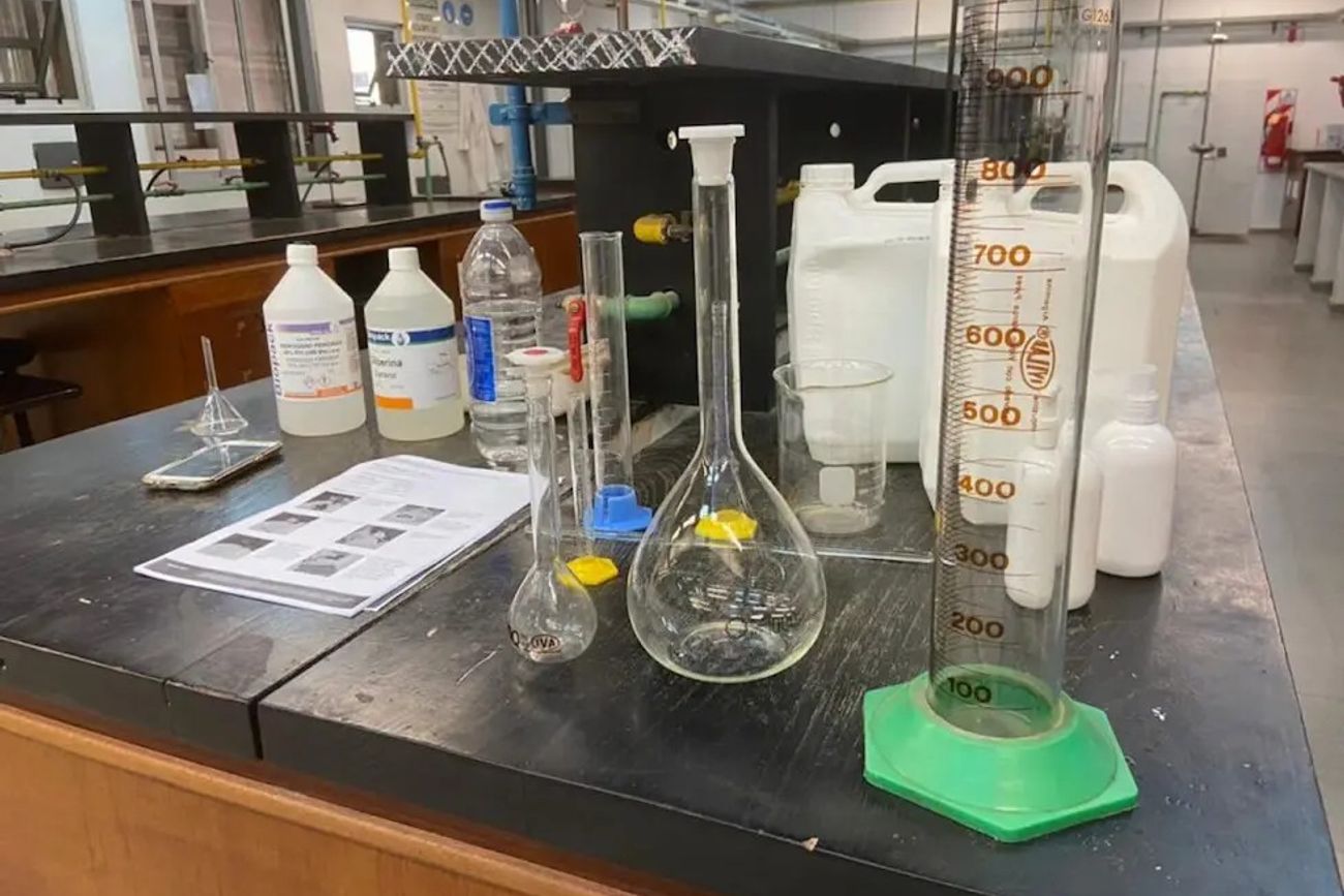 Laboratorios en la UNRC. 