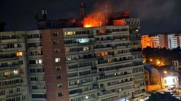 "Cruzaron otra línea roja": el choque de un dron ruso contra un edificio en Rumania genera alarma y rechazo.