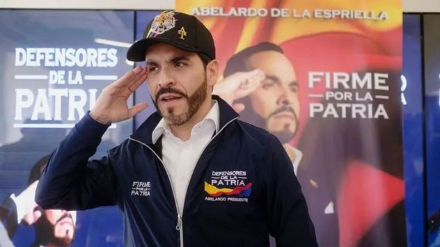 "El tigre", se apoda De la Espriella, quien apuesta por un discurso patriótico y de mano dura para llegar a la presidencia.