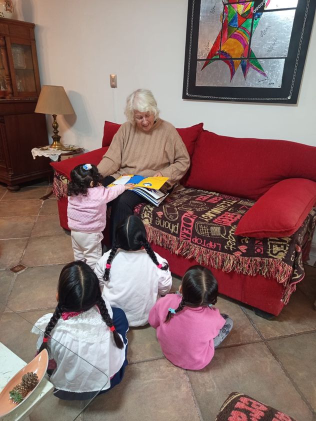 Mabel Aresca prefiere tener varios chicos y no de a uno. Dice que así aprenden a compartir y a entretenerse con pares. 