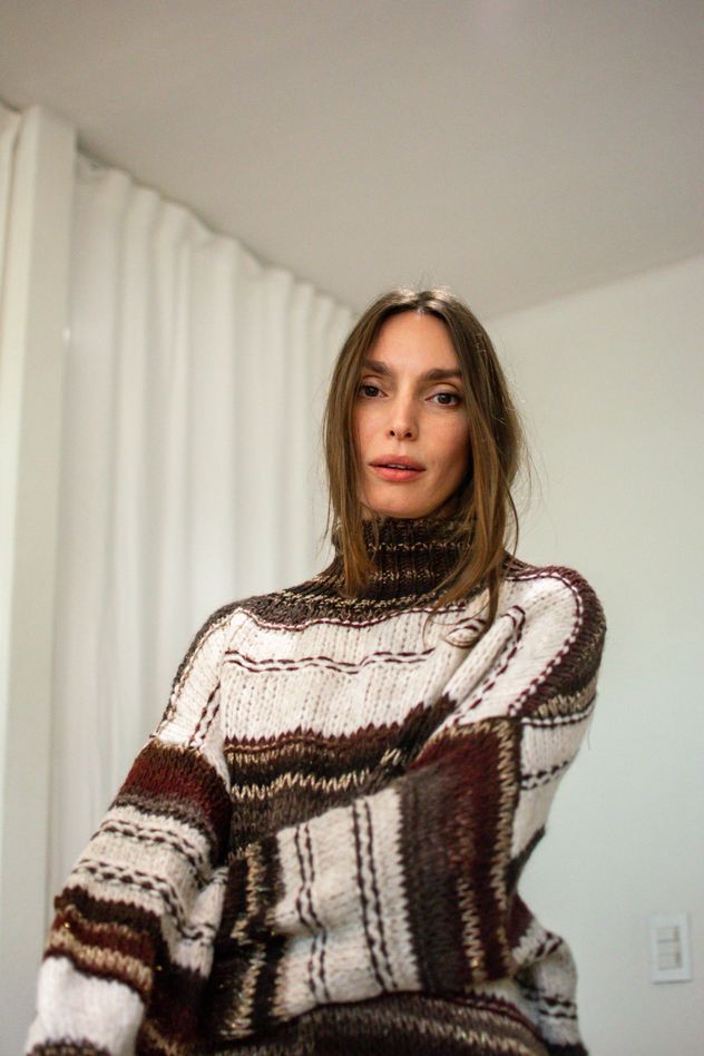 Modelo luciendo la colección de Sara Holzwarth. Foto: gentileza Sara Holzwarth. 