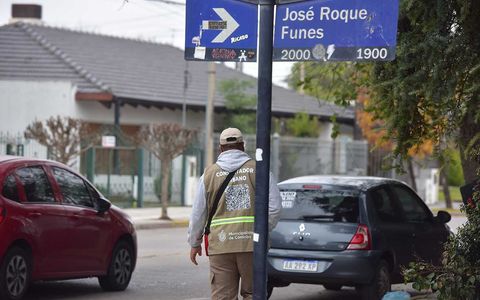 Aplicación SEMM de estacionamiento medidio en el Cerro calle Luis de Tejeda. 
